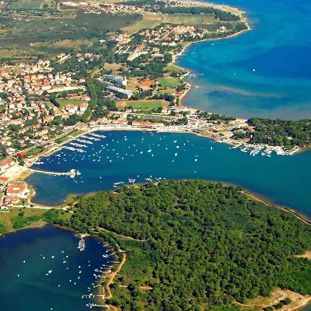 شقة Hilde Red-6 By Interhome ميدولين