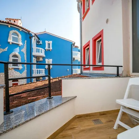 Hilde Red-6 By Interhome * Medulin