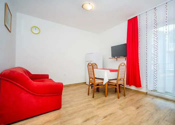 Hilde Red-6 By Interhome Apartman Medulin