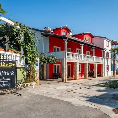 Appartamento Hilde Red-6 By Interhome *