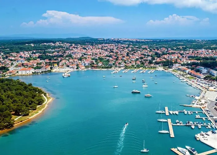 Hilde Red-6 By Interhome 아파트 메덜린