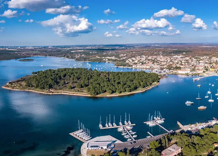 아파트 Hilde Red-6 By Interhome 메덜린